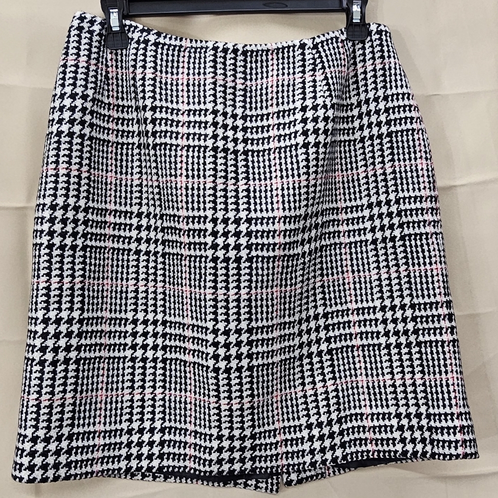 Talbots Petites Wool Pencil Skirt 12P Black White Red Plaid Houndstooth Career - Picture 2 of 11